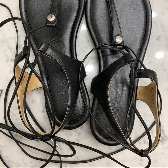 Michael Kor Lace up black sandals - Picture 3 of 5